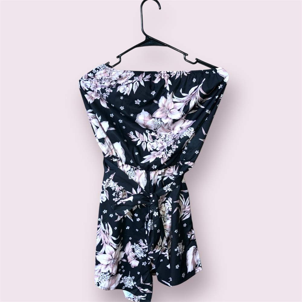 🎉3/$20🎉 Floral Off-Shoulder Romper